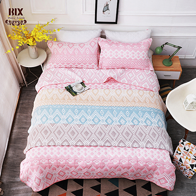 High quality smooth blanket polyester yarn dye jacquard pattern